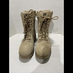 5.11 Tactical Boots Size 10.5US ATAC 8 “ Side Zip Coyote Brown-R Oil Resistant